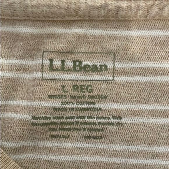 Cream Short Sleeve Tee with Relaxed Fit and Striped Pattern - Picture 2 of 4